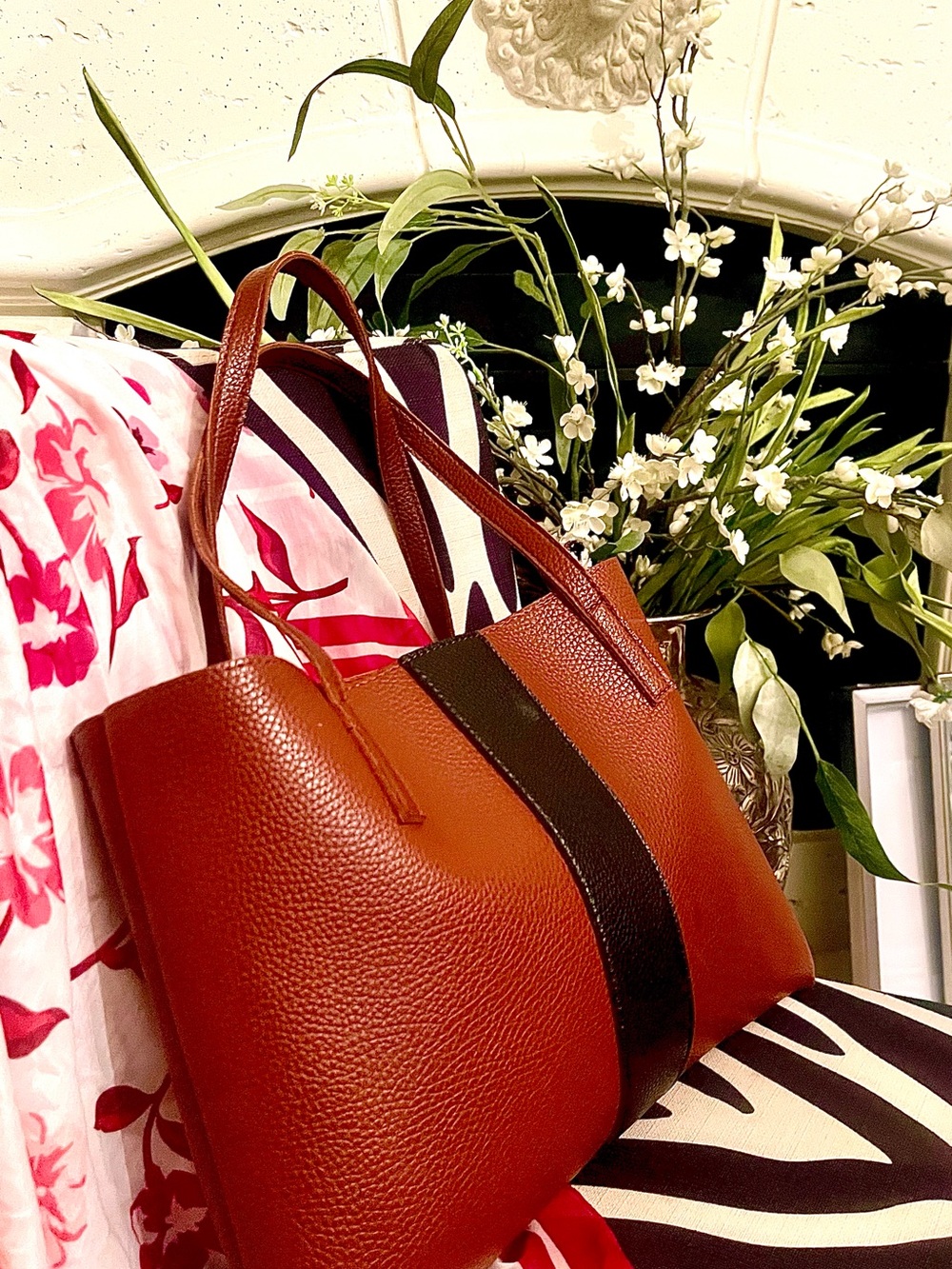 Vince Camino All  Leather Tote Bag